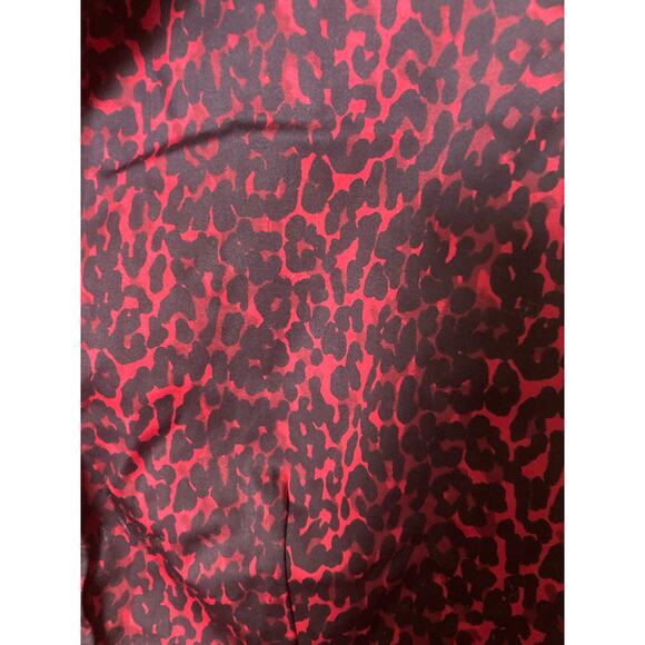 NWT Talbots Button Up Blouse Red Animal Print Size‎ 4P - Picture 9 of 16